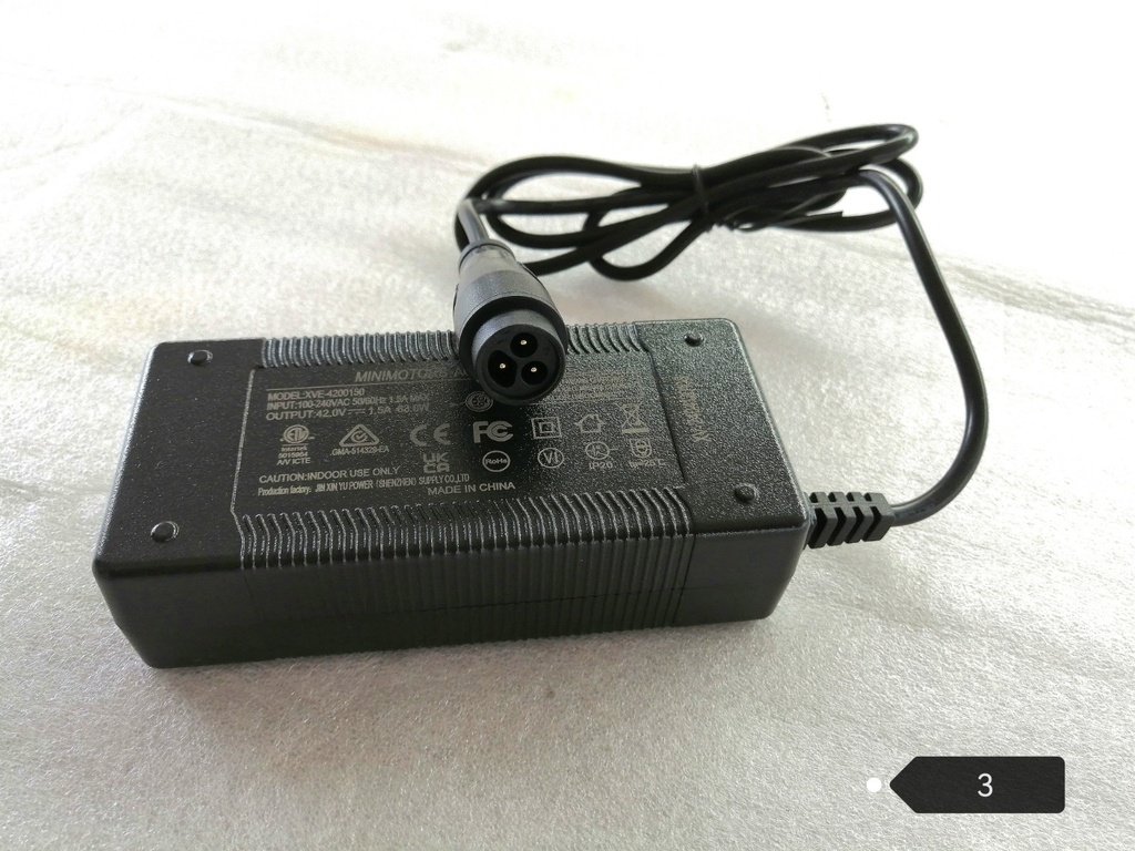 Charger 42V 1,5A  (Cargador) connector LP16 Dualtron Togo